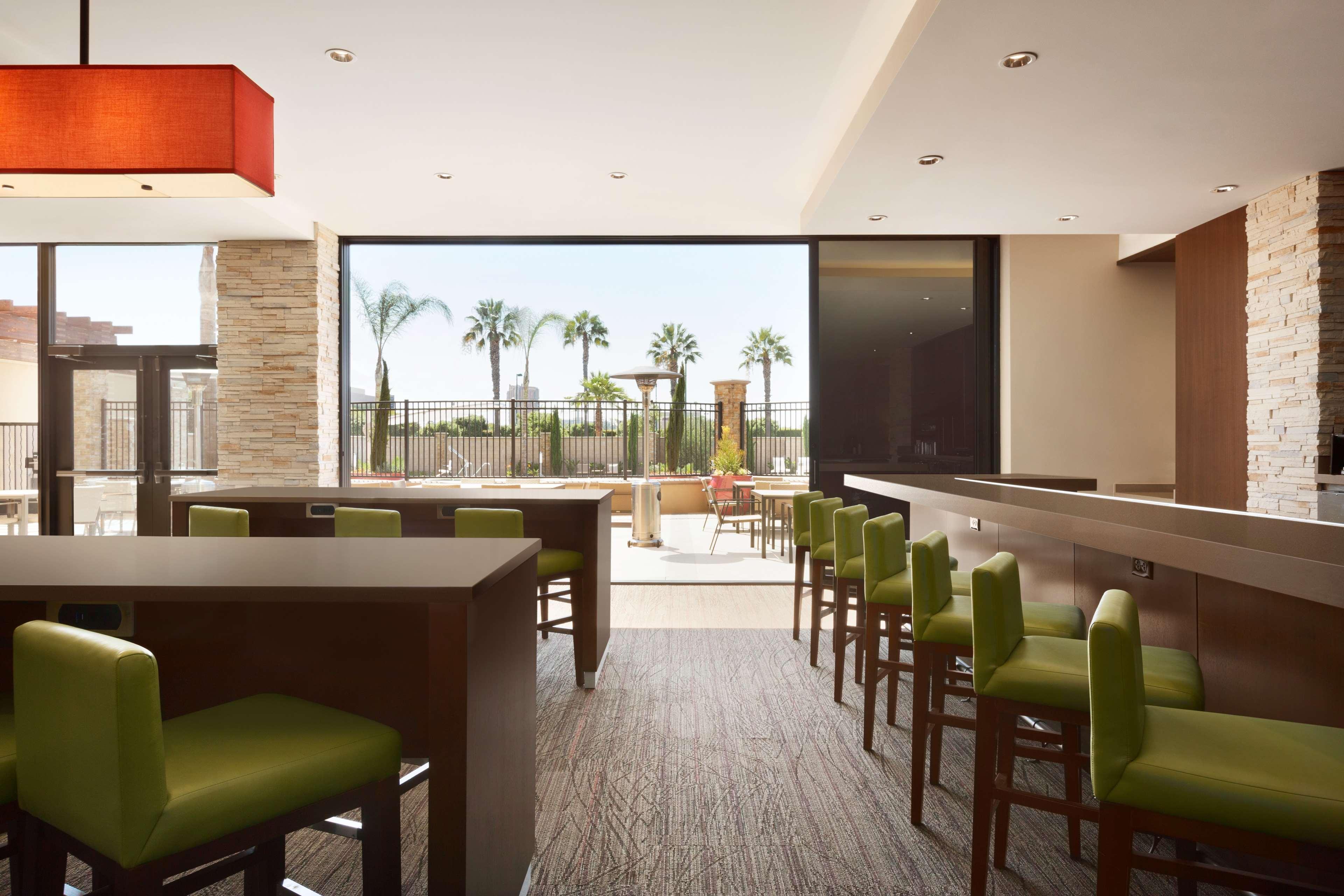 Suncoast Hotel Anaheim, Tapestry Collection By Hilton Экстерьер фото