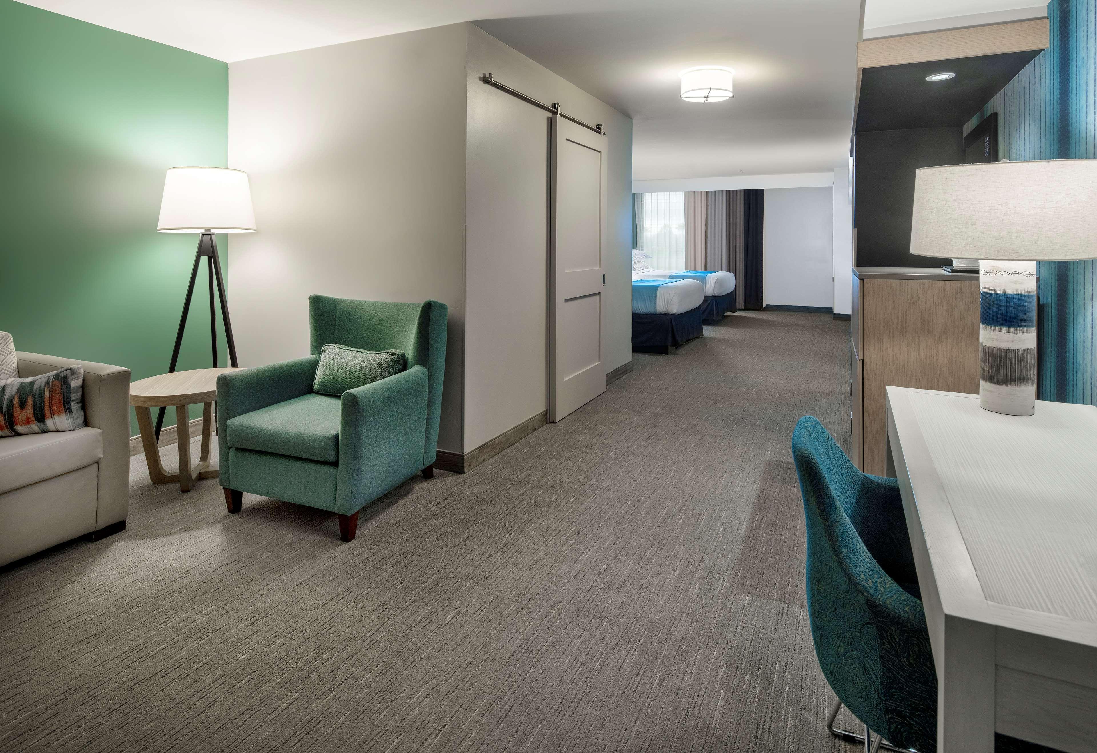 Suncoast Hotel Anaheim, Tapestry Collection By Hilton Экстерьер фото