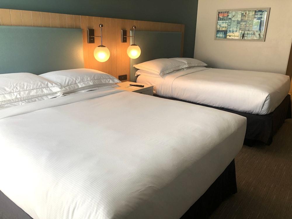 Suncoast Hotel Anaheim, Tapestry Collection By Hilton Экстерьер фото
