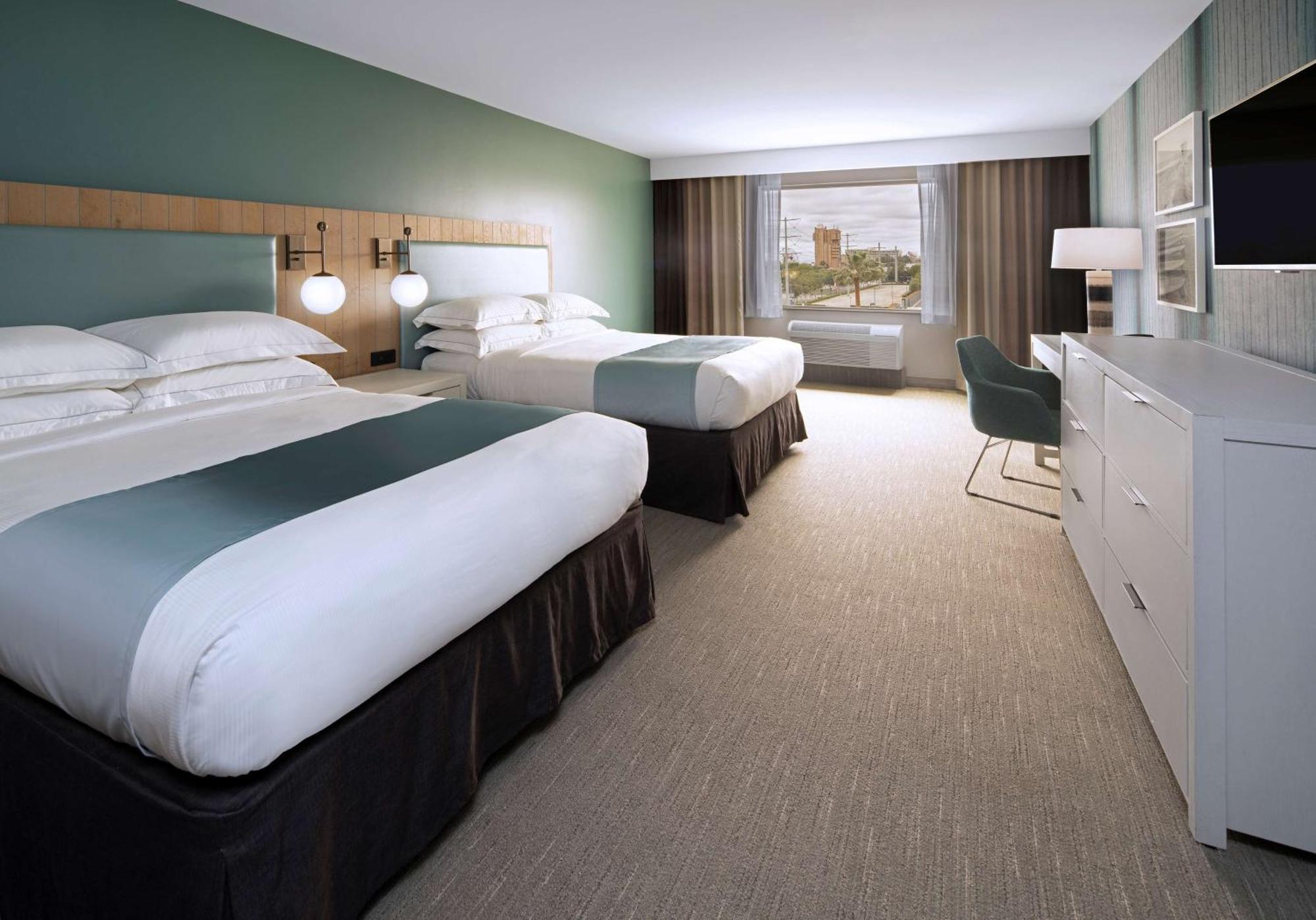 Suncoast Hotel Anaheim, Tapestry Collection By Hilton Экстерьер фото